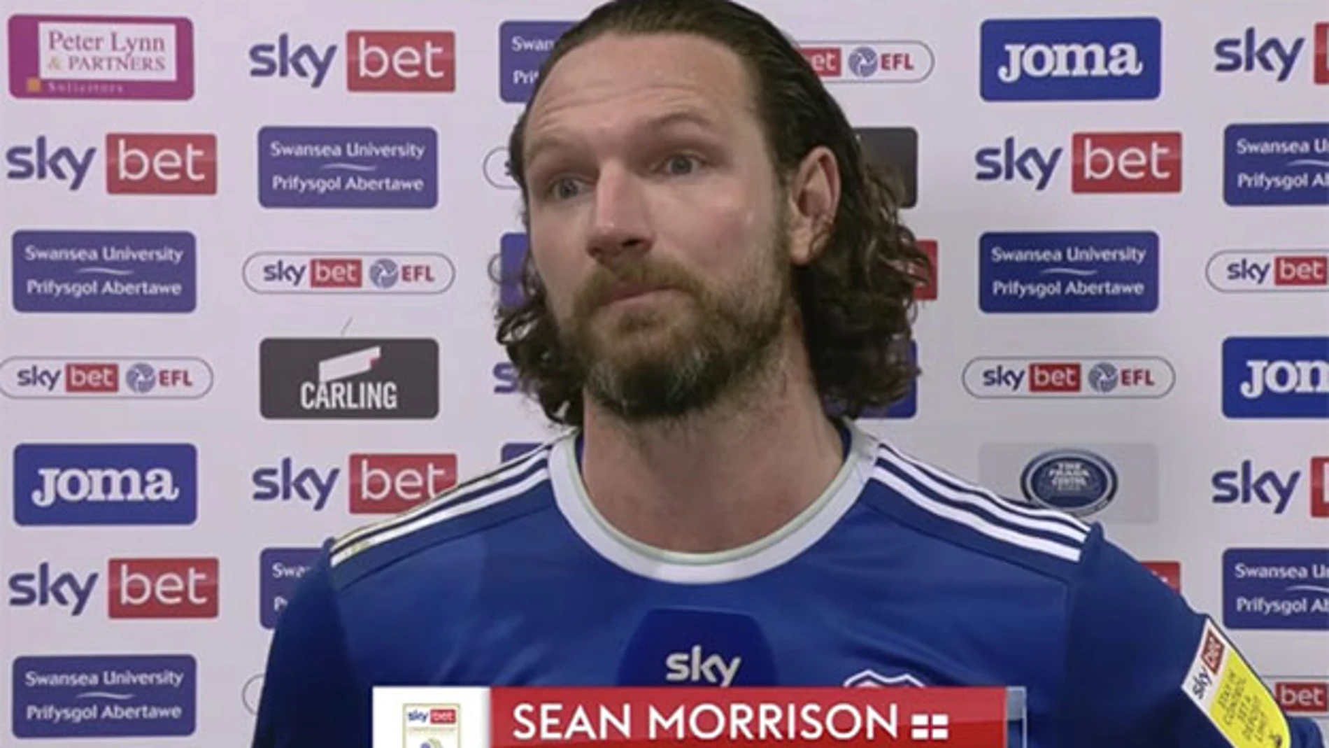 Sean Morrison, capitán del Cardiff, fue elegido mejor jugador del partido contra el Swansea.