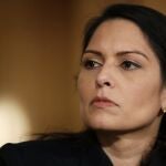 La ministra del Interior británica, Priti Patel