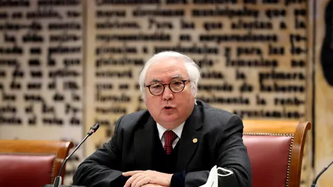 El Ministro de Universidades, Manuel Castells, durante una de sus comparecencias ante la comisión de Ciencia, Innovación y Universidades en el Senado