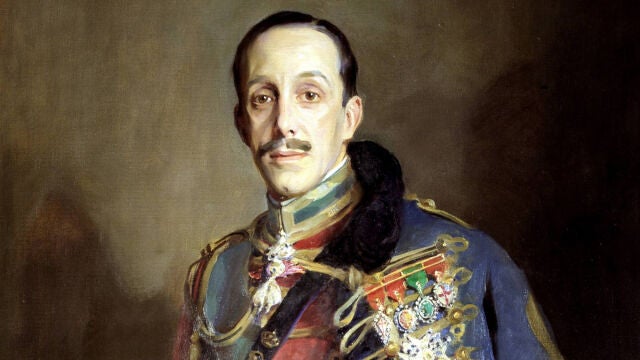 Alfonso XIII jugó cantidades ingentes de dinero a la lotería, pero nunca le tocó