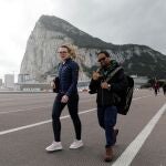 Los residentes en Gibraltar ya pueden dejar de usar la mascarilla en la calle