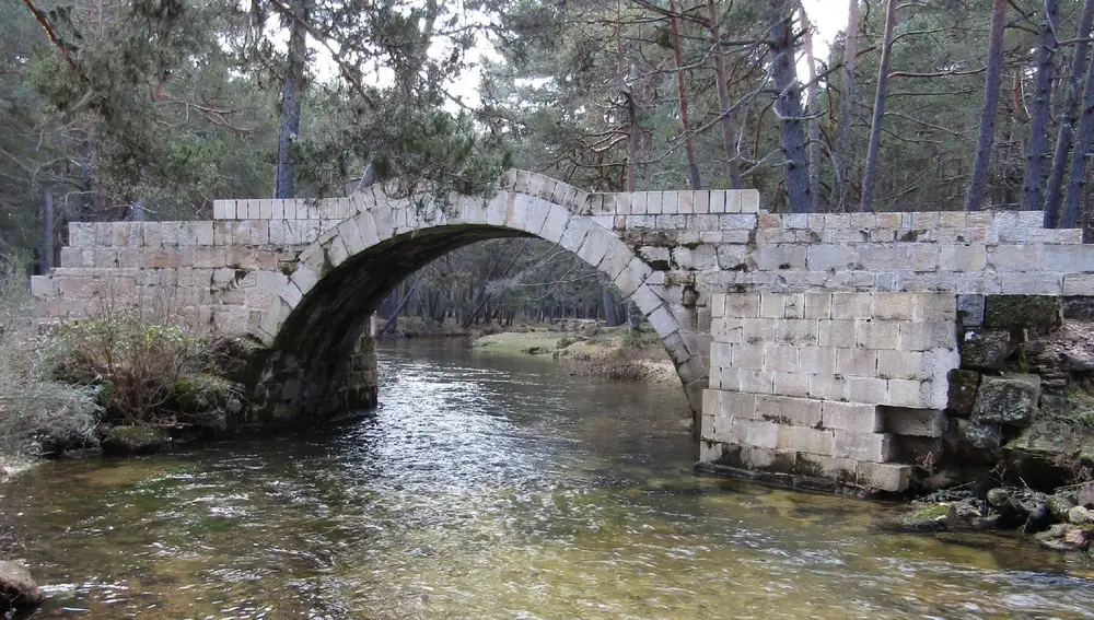 Puente de Covaleda (Soria)