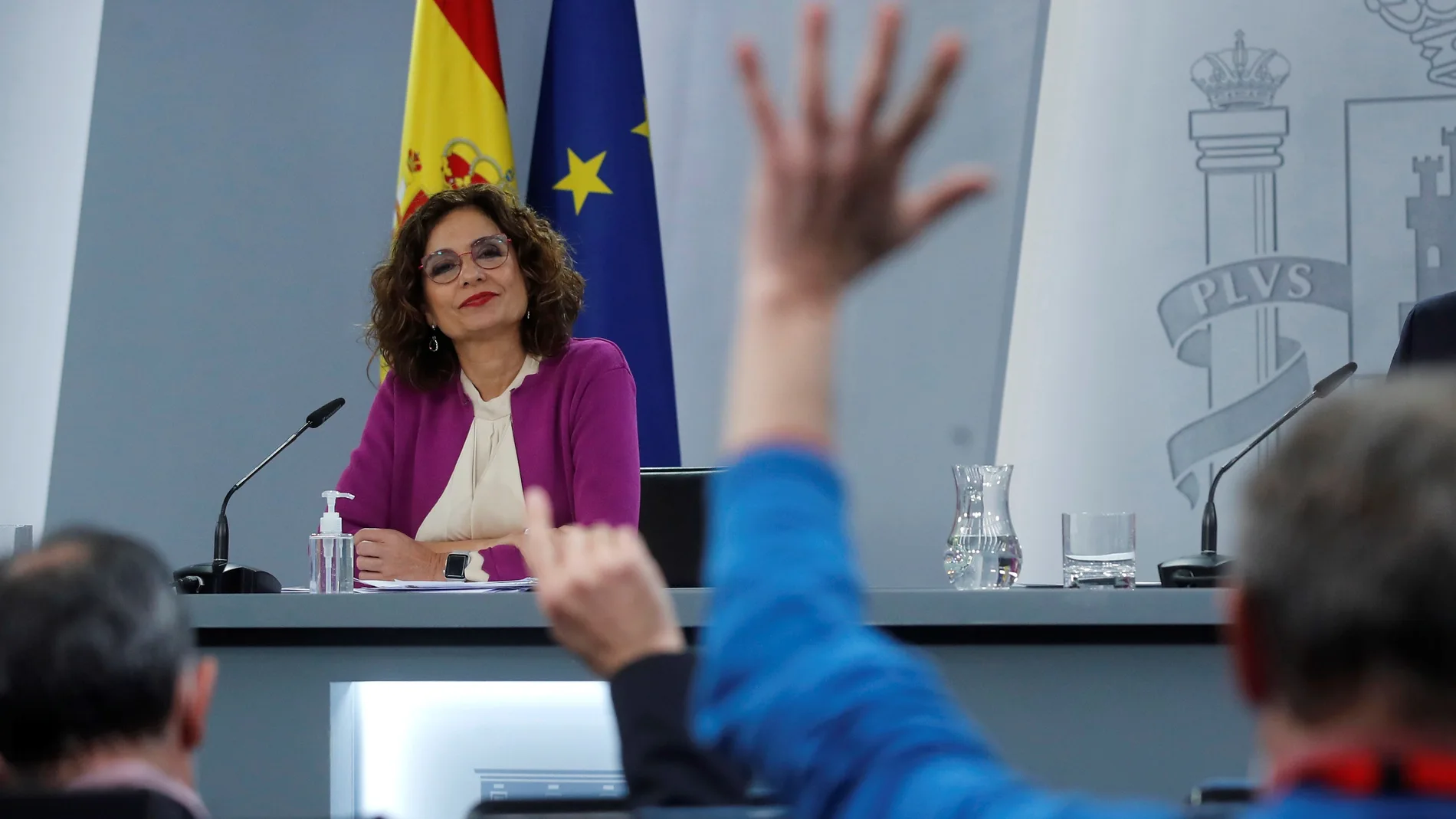 La ministra de Hacienda y portavoz del Gobierno, María Jesús Montero durante la rueda de prensa ofrecida tras la reunión del Consejo de Ministros, este martes en el Palacio de la Moncloa.