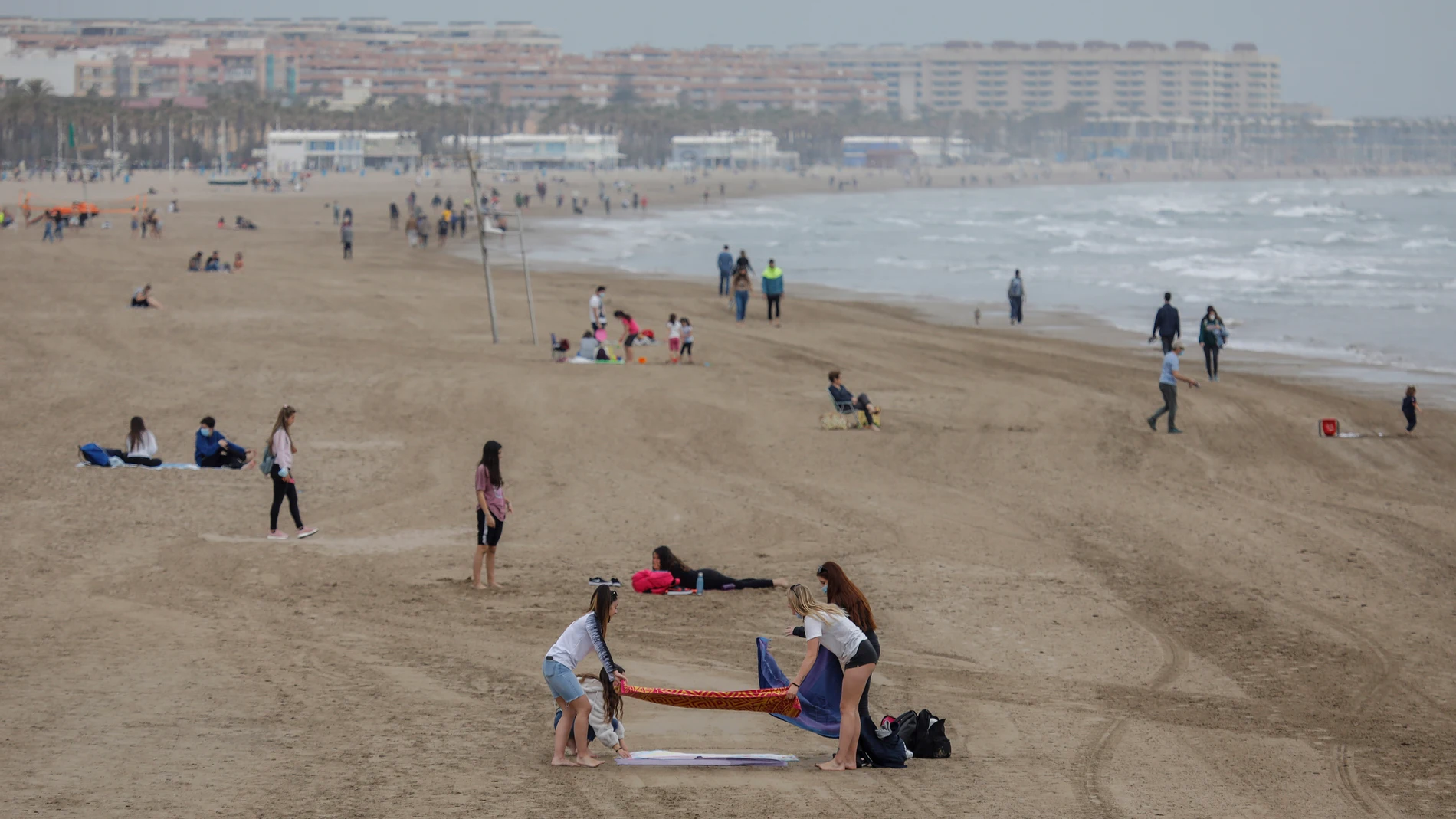 La playa de Valencia donde ya es obligatorio llevar mascarilla