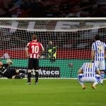 El penalti de Oyarzabal que dio el triunfo a la Real Sociedad en la final de la Copa del Rey ante el Athletic Club