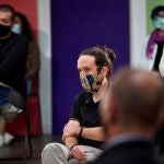 El líder de Podemos, Pablo Iglesias, participa en un evento del partido en Madrid, en un acto de precampaña de su partido