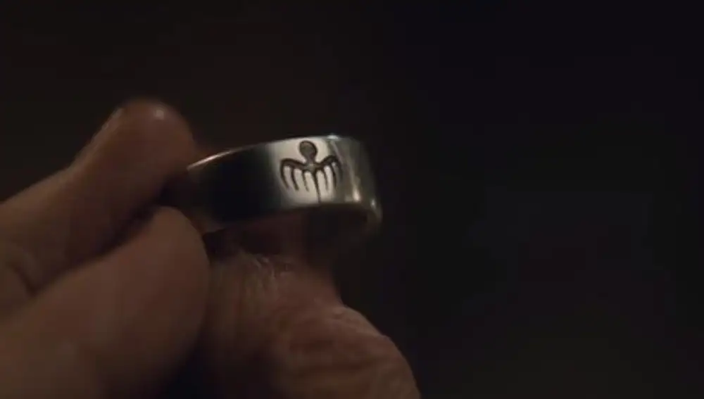 Este anillo hace acto de presencia en 'Spectre'