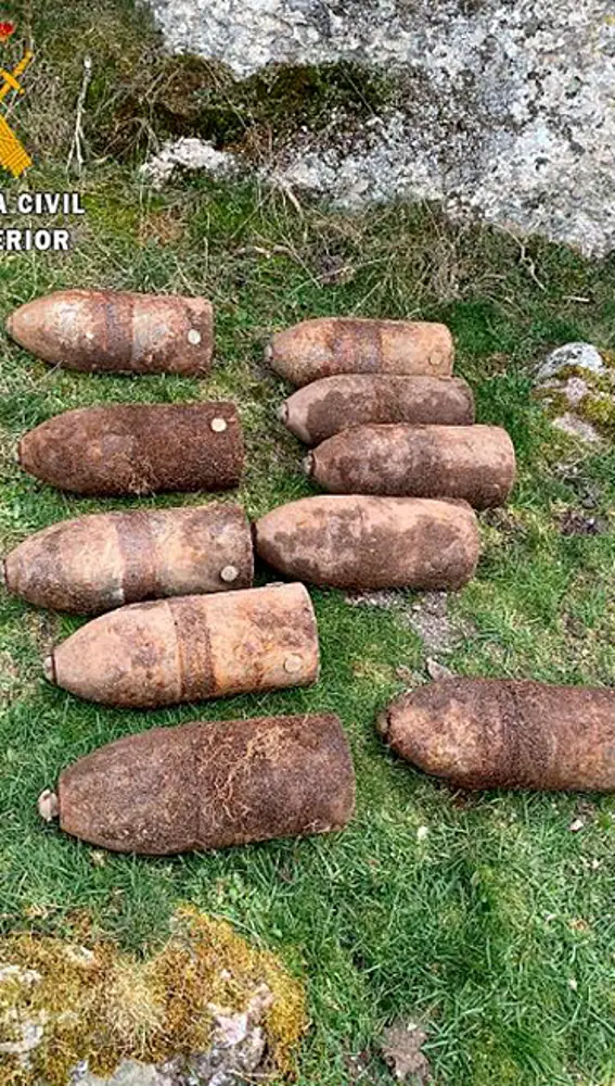 La Guardia Civil detona diez granadas de mortero halladas cerca de un sendero del norte de la provincia de Palencia