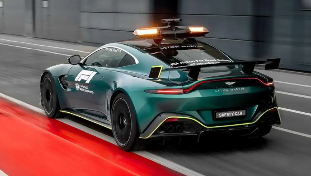 Safety y medical car Aston Martin