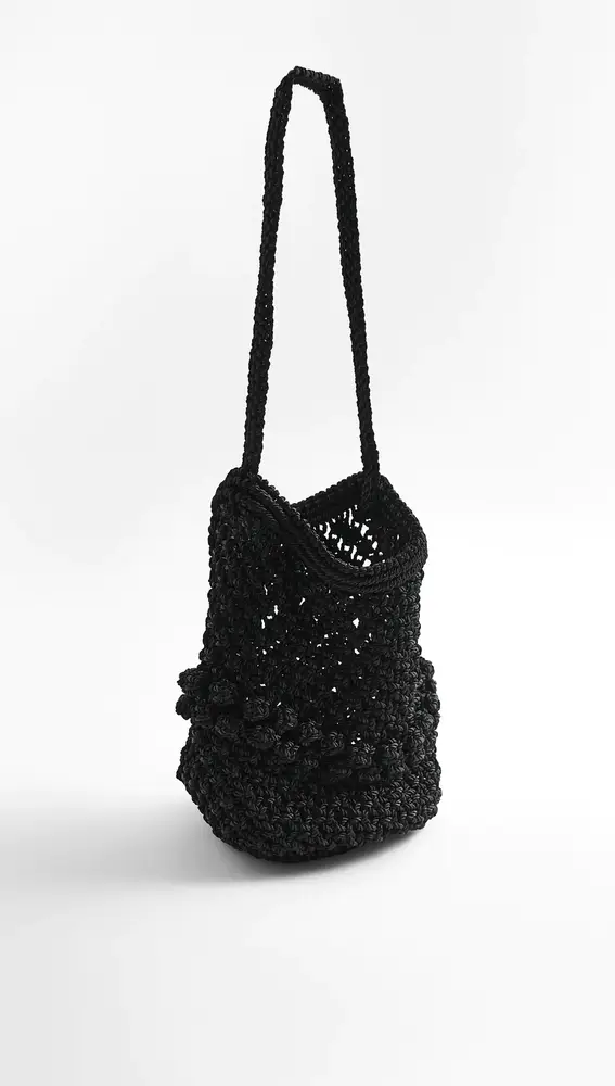 Tu próxima compra será un bolso de crochet y estos modelos que acaban de llegar a Zara te más fácil elección