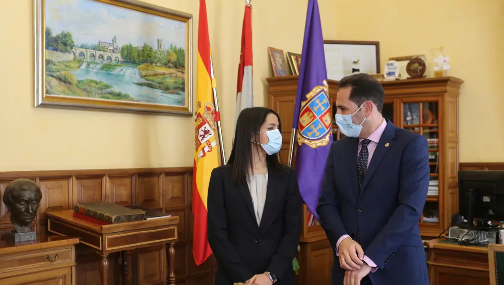 La presidenta de Ciudadanos en PalenciaLa presidenta de Ciudadanos, Inés Arrimadas, acude a Palencia, para reunirse con el alcalde Mario Simón.