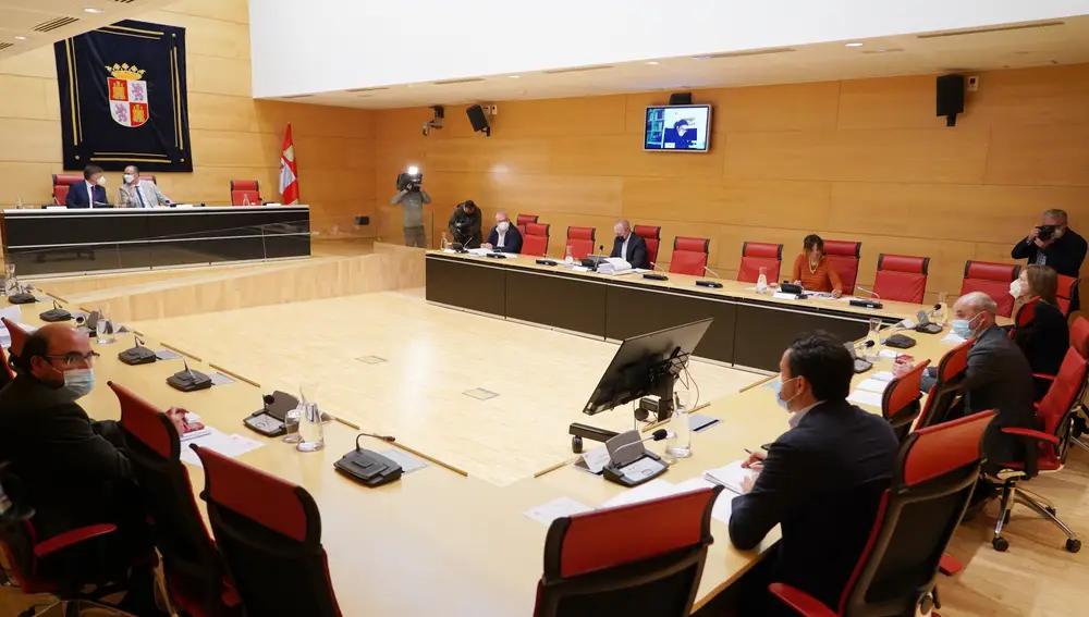 Reunión de la Junta de portavoces de las Cortes de Castilla y León