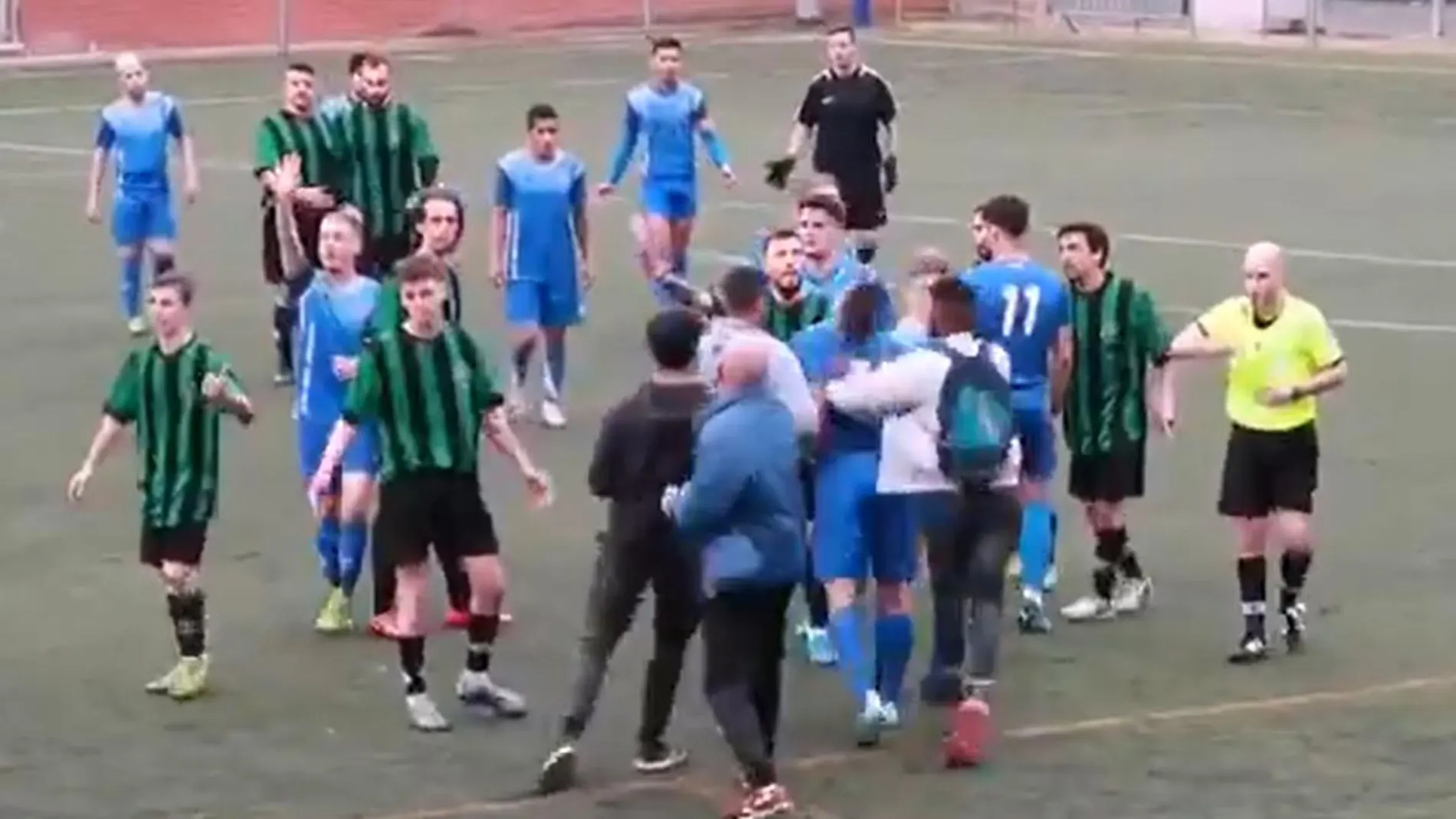 Pelea en el Bon Pastor-Carmelo de la Tercera División catalana