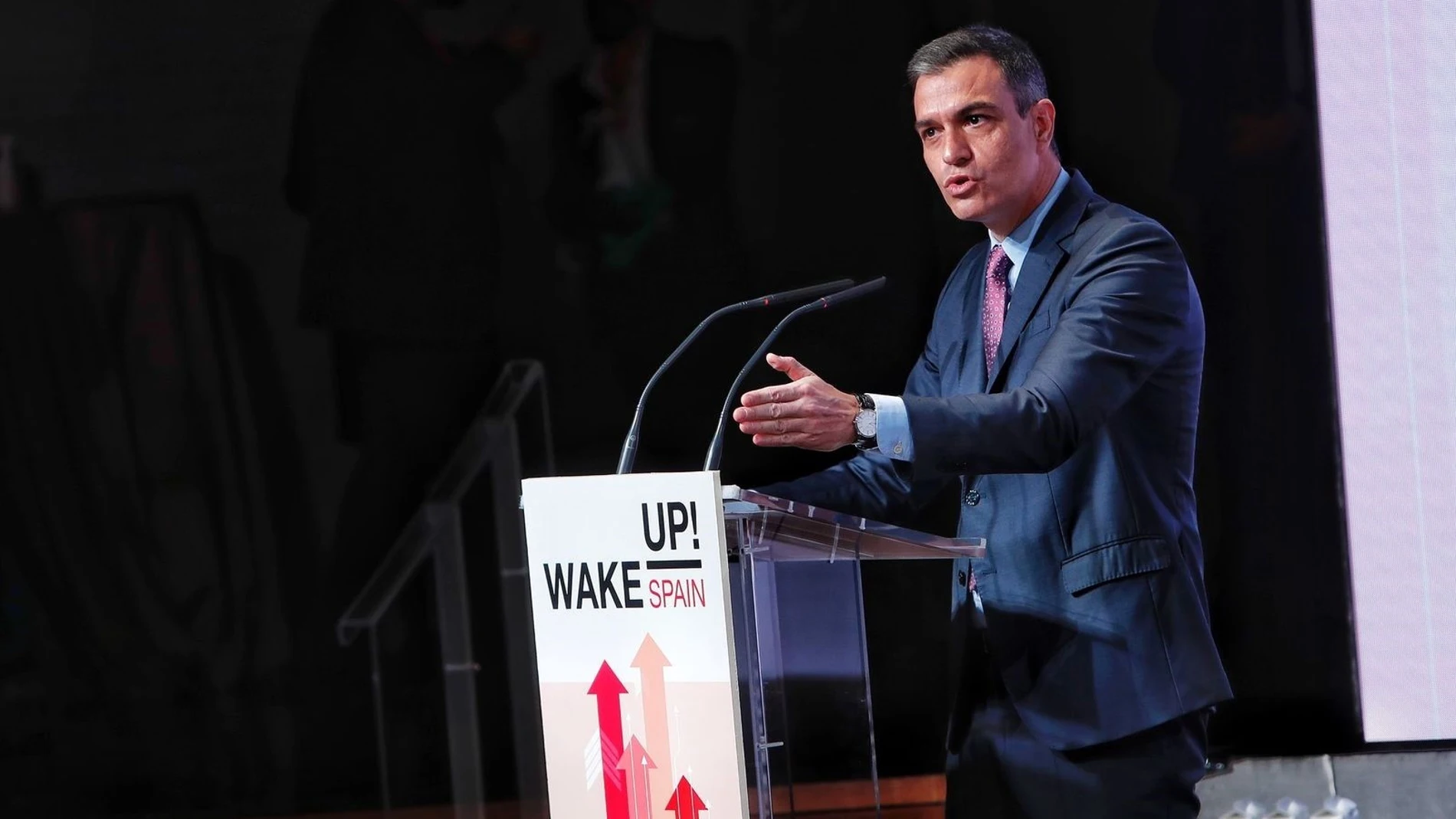 El presidente del Gobierno, Pedro Sánchez, durante su intervención en el simposio 'Wake up, Spain' organizado por El Español, Invertia y D+I