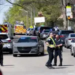 La Policía acordona los alrededores del instituto de Austin-East Magnet en Tennessee