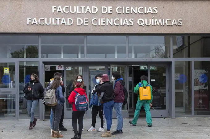 Treinta carreras exigen una nota superior al doce para obtener plaza, más de la mitad de la Universidad de Salamanca