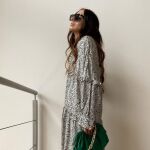 Laura Eguizabal con vestido camisero con estampado animal/ Instagram @laura_eguizabal