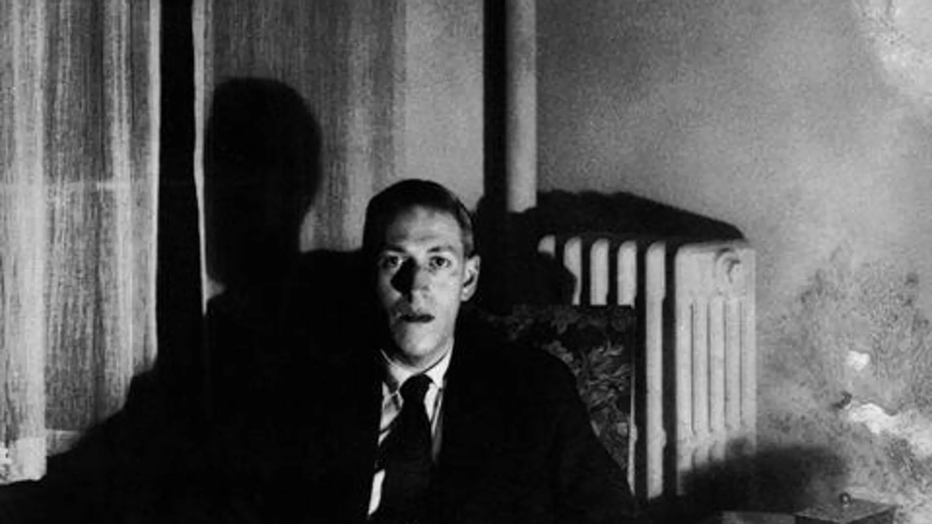 H. P. Lovecraft, autor de "Necronomicón"