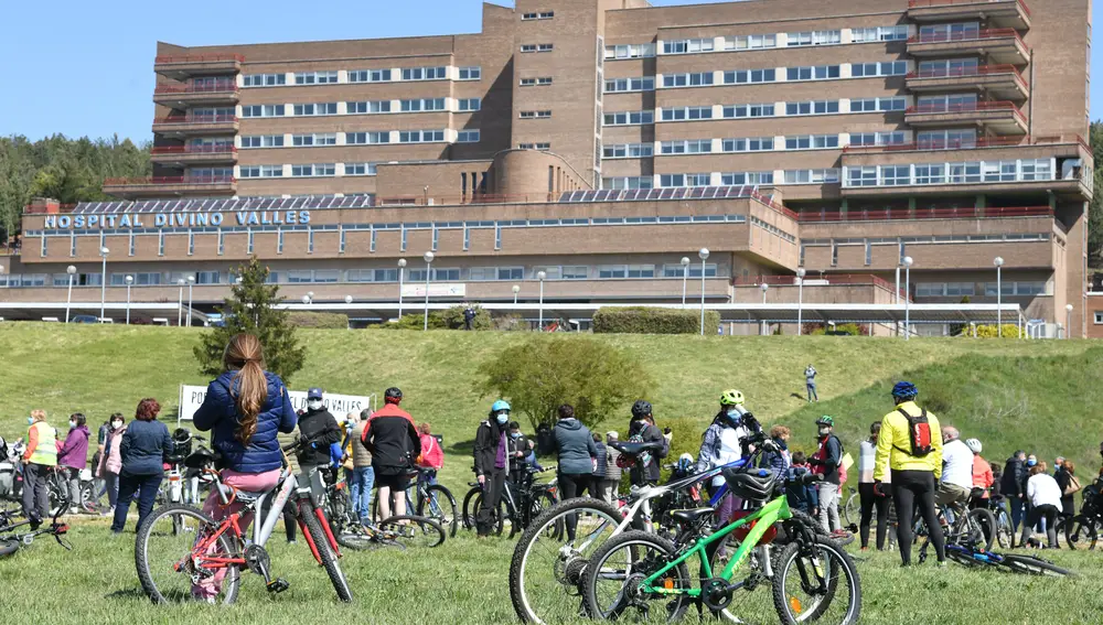 Bicicletada por la reapertura del Hospital Divino Valles