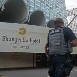 Un agente de la Policía de Singapur.19/04/2021