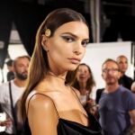 Emily Ratajkowski en un desfile
