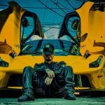 J Balvin en "Ma G" con "La Ferrari"
