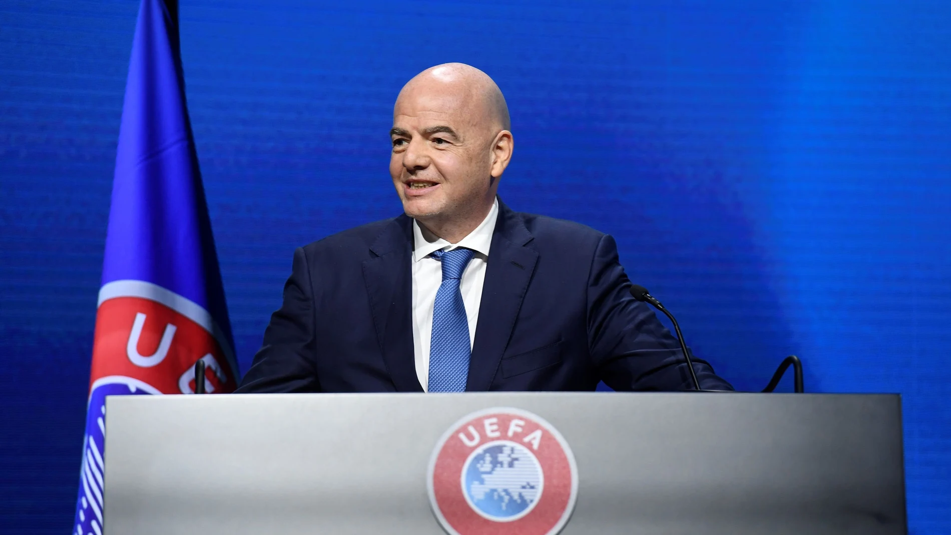 El presidente de la FIFA, Gianni Infantino, interviene en el Congreso de la UEFA.