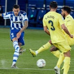 Joselu con el Alavés.