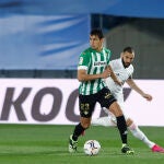 Aïssa Mandi con el Betis.