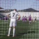 Cristiano Ronaldo se lamenta durante el Fiorentina-Juventus.