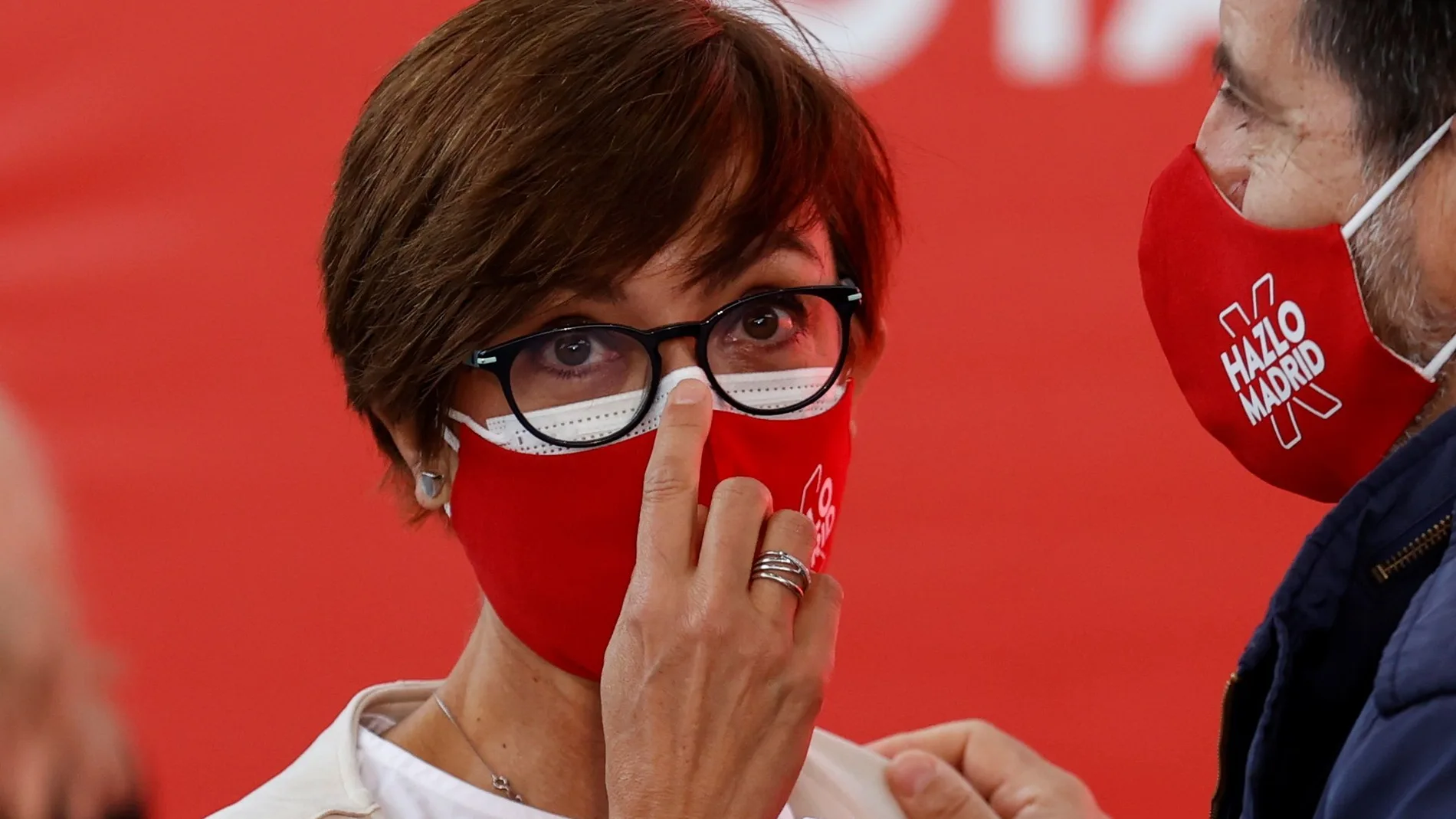 GETAFE, 25/04/2021.- La directora de la Guardia Civil, María Gámez, asiste a un acto de campaña del PSOE en Getafe, este domingo.