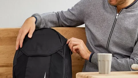 Mochila de Nike negra de venta en Lidl