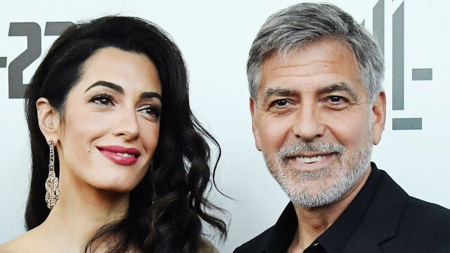 George Cloone y su esposa Amal. EFE/EPA/ANDY RAIN