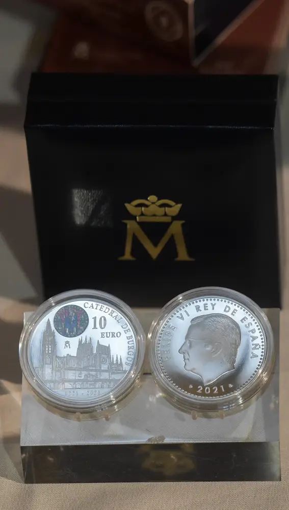 Presentación de la moneda conmemorativa de la FNMT con motivo del VIII Centenario de la Catedral de Burgos