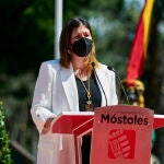 La alcaldesa de Móstoles, Noelia Posse, durante un homenaje a los héroes del Dos de Mayo