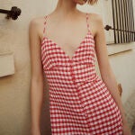Vestido cuadros vichy de Zara.