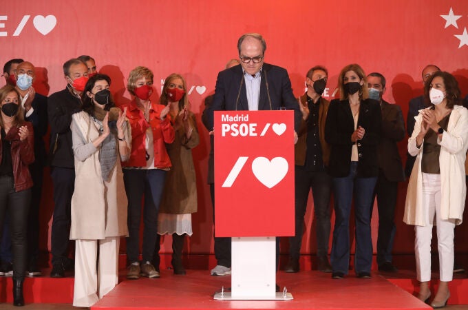 El candidato del PSOE a la Presidencia de la Comunidad de Madrid, Ángel Gabilondo, ofrece una rueda de prensa tras el 4-M