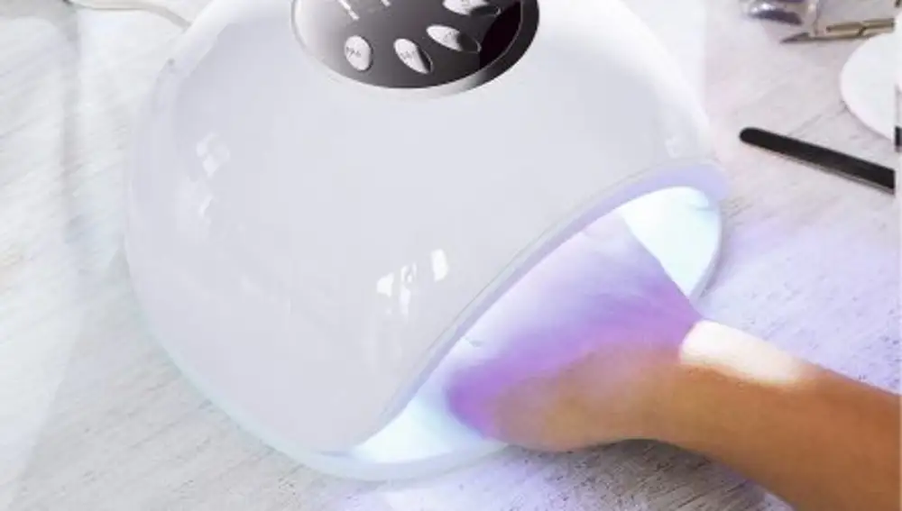 Secador de uñas LED UV de venta en Aldi