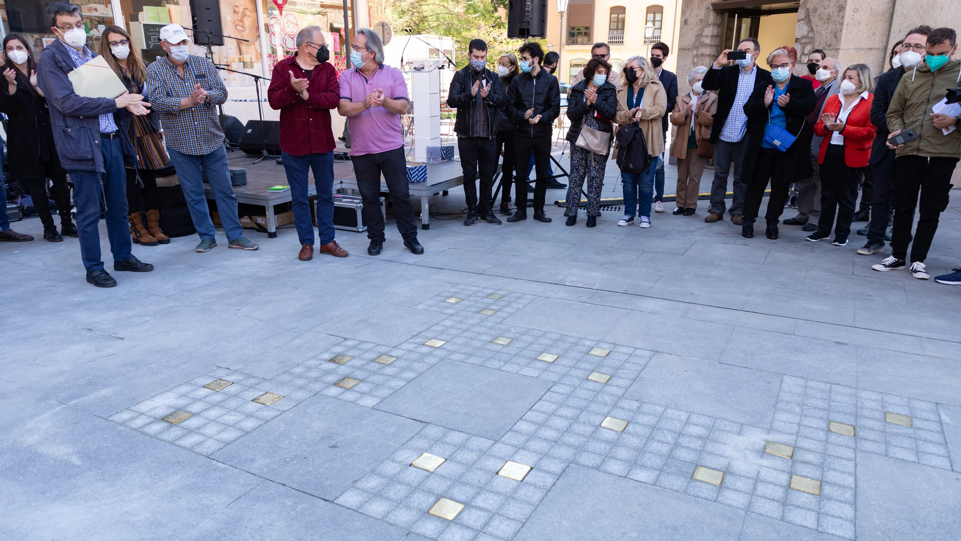 El Ayuntamiento de Zamora instala un memorial para recordar a los veintitrés zamoranos que fueron deportados a campos de concentración nazis