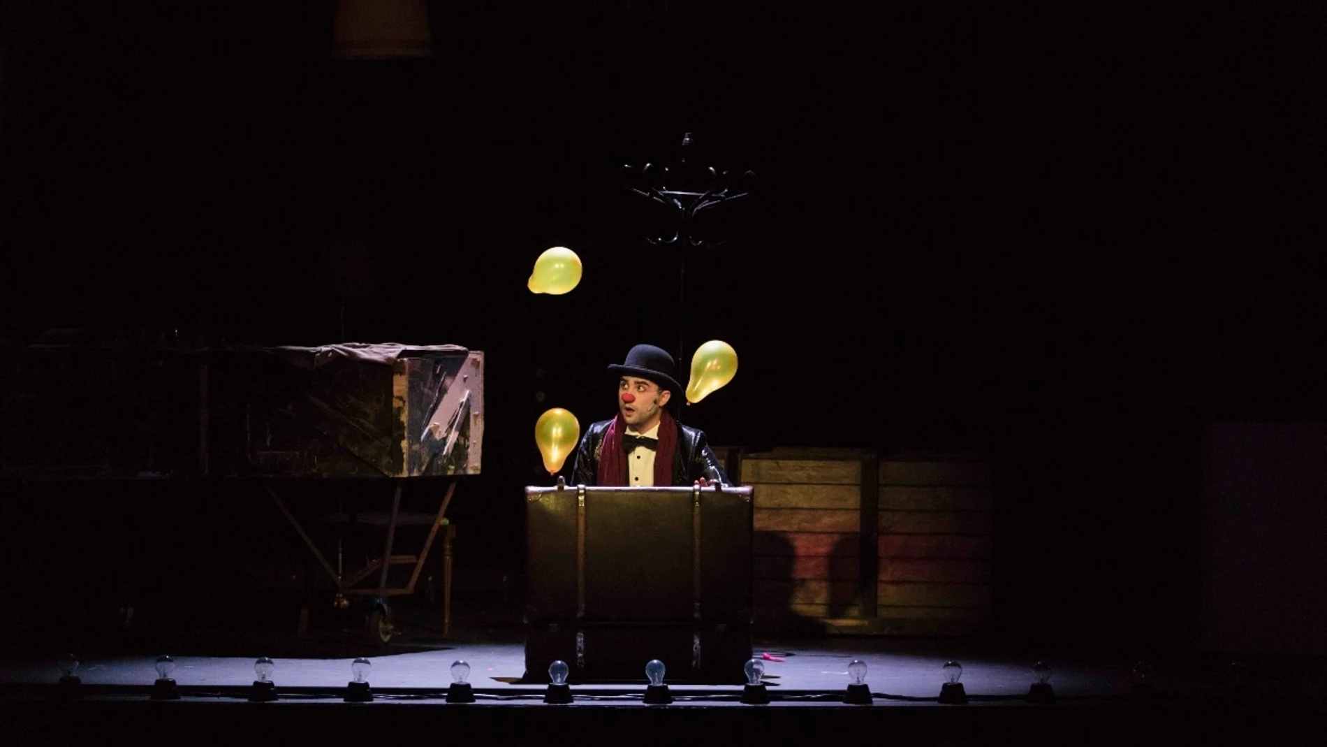 Aberto Frías protagoniza "The clown", en el Teatro Amaya