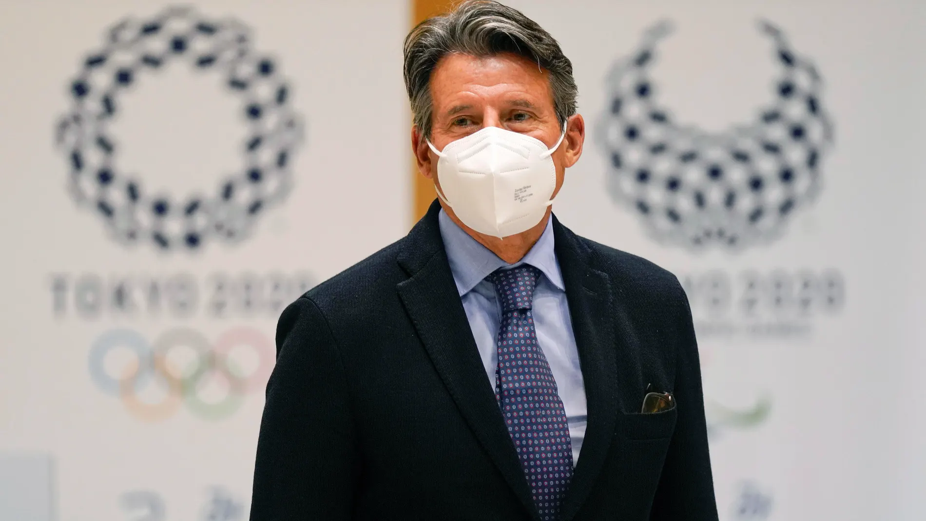 Tokyo (Japan), 07/05/2021.- Sebastian Coe, World Athletics President, looks on during his meeting with Tokyo Governor Yuriko Koike (not pictured) at the Tokyo Metropolitan Government office in Tokyo, Japan, 07 May 2021. (Japón, Tokio) EFE/EPA/KIMIMASA MAYAMA