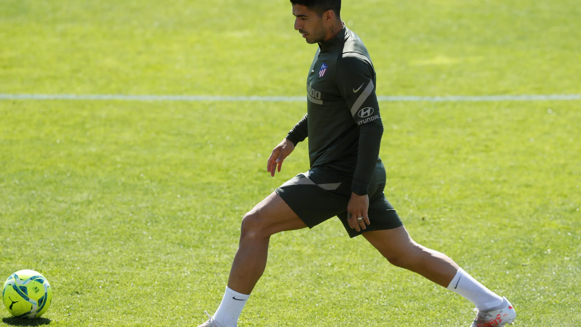 Luis Suárez, durante el último entrenamiento del Atlético