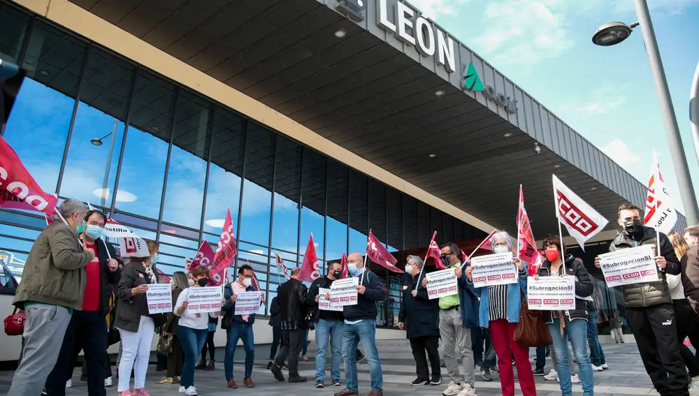 Comisiones Obreras convoca una concentración para reclamar la subrogación de los empleados afectados por el proceso de trasvase de servicios de Renfe a una filial