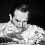 Mario Sandoval, chef de Coque, reconocido con dos estrellas Michelin
