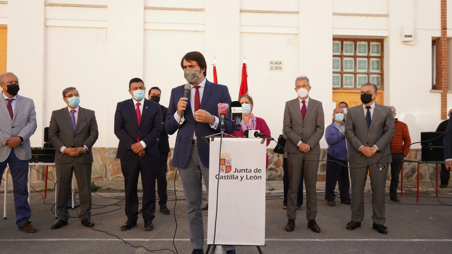El consejero Juan Carlos Suárez-Quiñones presenta el Bono Rural en Ávila