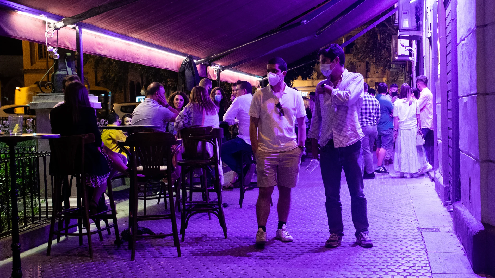 La terraza de un bar de copas