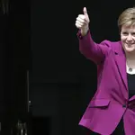 La ministra principal de Escocia, Nicola Sturgeon, quedó a un escaño de la mayoría absoluta