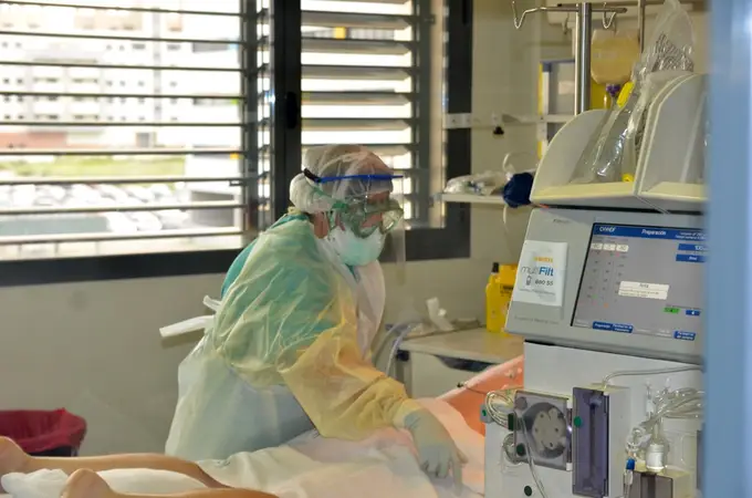 Los hospitales andaluces vuelven a cifras del pasado septiembre con 570 pacientes covid