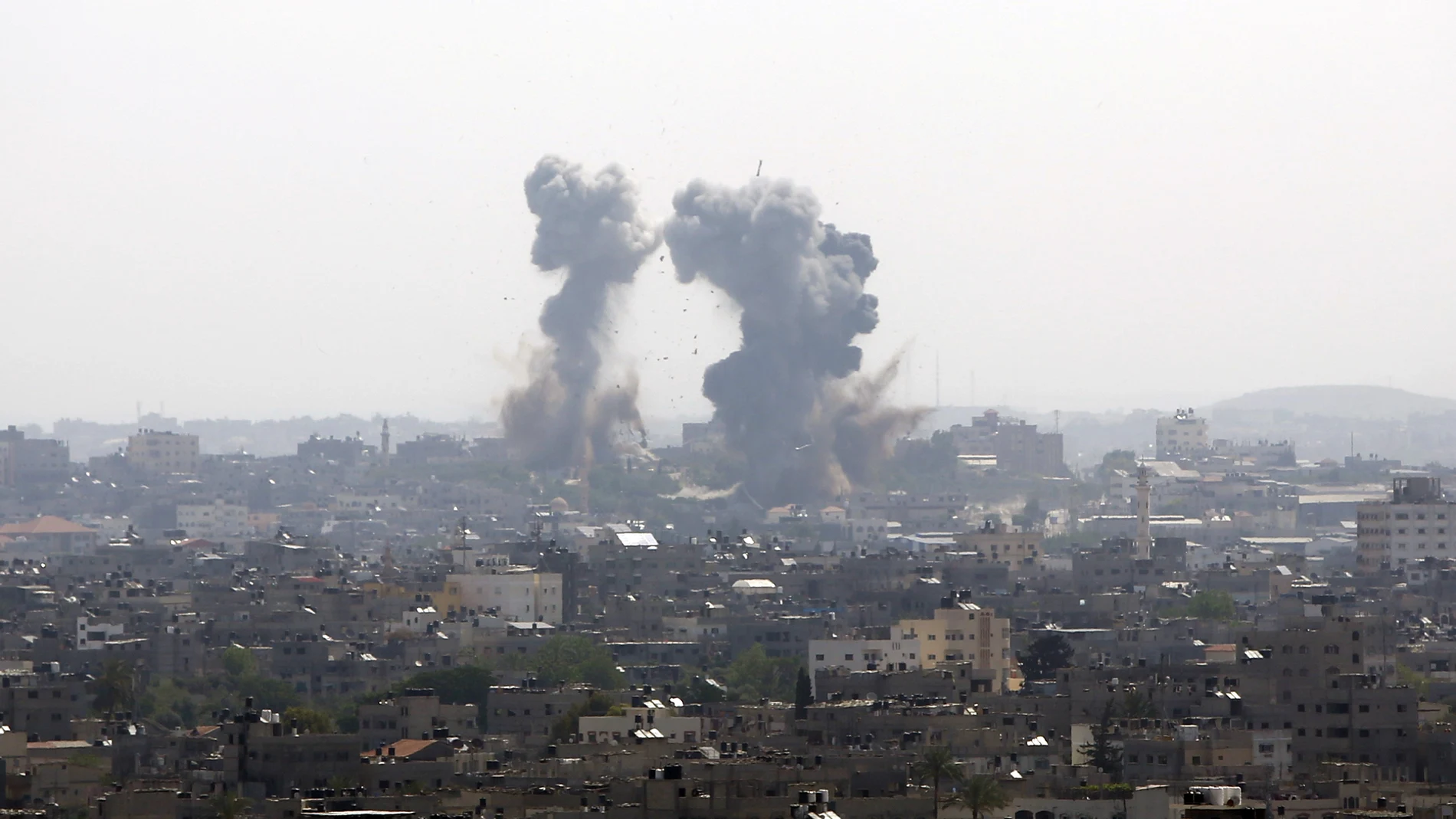 Ataque de las fuerzas israelíes en la ciudad de Gaza