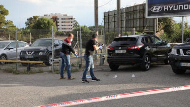Agentes de los Mossos, en el lugar del descubrimiento